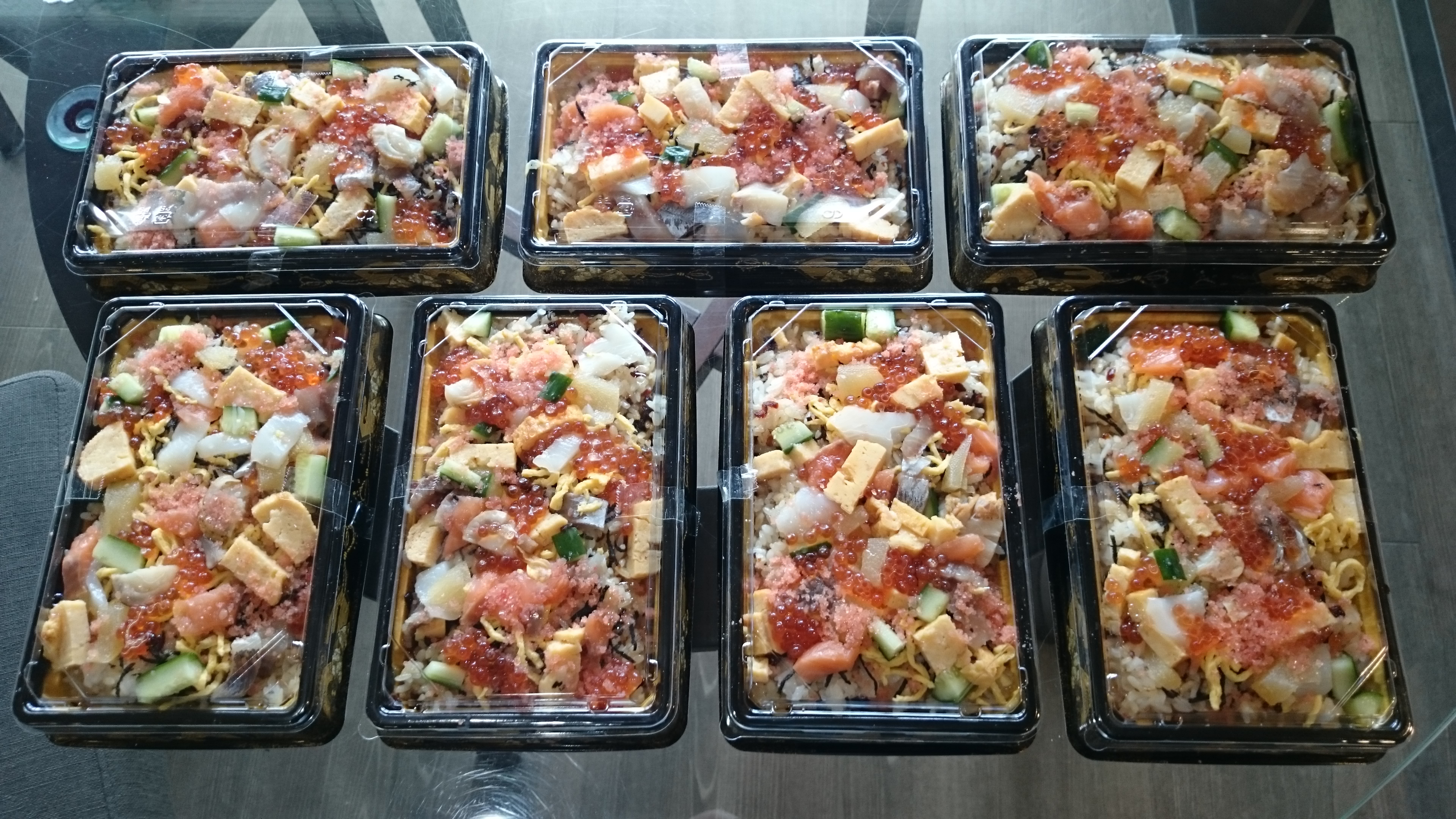 海鮮丼